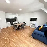Gg13 Apartments Vienna, Air-Conditioned, Next To Metro, Close To Sights
