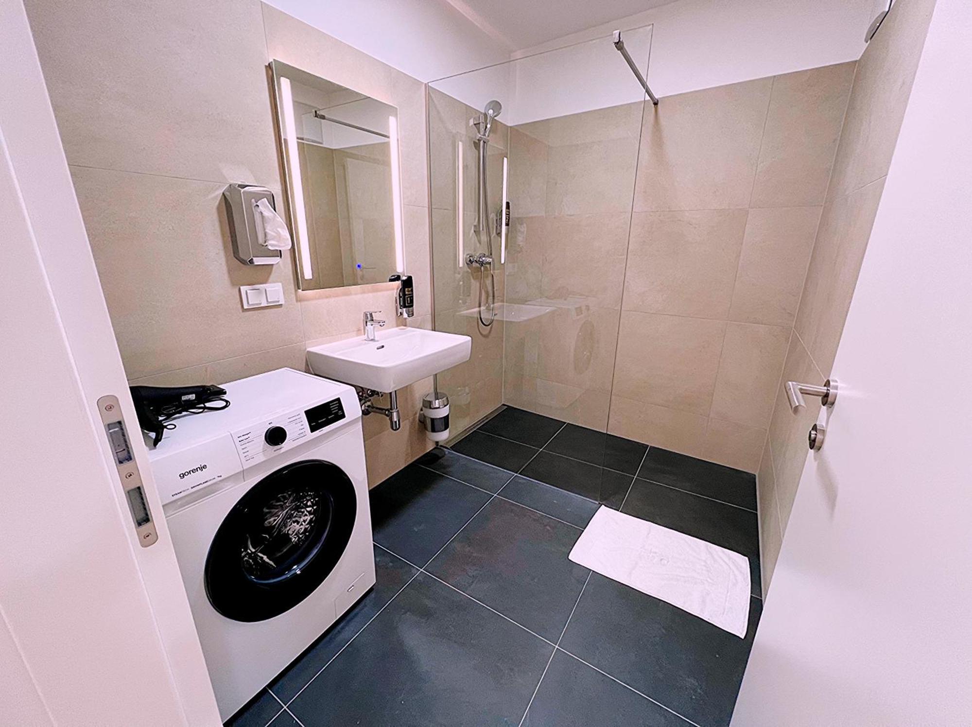 Gg13 Vienna, Air-conditioned, Next To Metro, Close To Sights Apartment Vienna